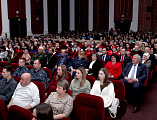 В районном Дворце Культуры поселка Каменоломни прошло торжественное собрание, посвященное Дню защитника Отечества