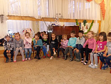 Об устройстве Православного храма воспитанникам детского сада г. Каменск-Шахтинский рассказала директор воскресной школы «Радость»