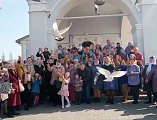 Голуби над храмом в честь Донской иконы Божией Матери