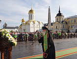 В канун праздника обретения мощей преподобного Сергия Радонежского Преосвященнейший епископ Симон с сонмом архипастырей сослужил Святейшему Патриарху Кириллу в Троице-Сергиевой лавре