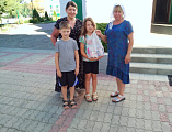 ПОМОГЛИ СОБРАТЬСЯ В ШКОЛУ