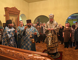 В праздник Сретения Господня Преосвященнейший епископ Симон совершил богослужение в храме блаженной Ксении Петербургской города Шахты