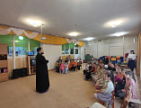 Священник провел пасхальную встречу с воспитанниками детского сада № 12