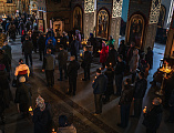 В среду первой седмицы Великого поста епископ Симон совершил великое повечерие с чтением покаянного канона преподобного Андрея Критского в кафедральном соборе Шахтинской епархии