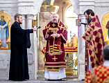 В день Усекновения главы Крестителя Господня Иоанна Преосвященнейший епископ Симон совершил Божественную литургию в Покровском кафедральном соборе города Шахты
