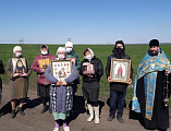 В храме иконы Божией Матери Одигитрия пос. Таловый в праздник Благовещения Пресвятой богородицы состоялось торжественное богослужение и крестный ход