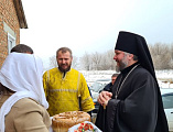 Преосвященнейший епископ Симон с архипастырским визитом посетил Кашарское благочиние Шахтинской епархии