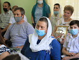 Лучших социальных работников Шахтинской епархии наградили за участие в епархиальных проектах по оказанию помощи нуждающимся во время пандемии