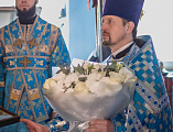 В праздник Благовещения Пресвятой Богородицы Преосвященнейший епископ Симон совершил Литургию в Покровском храме города Шахты