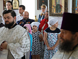 Преосвященнейший епископ Симон совершил воскресную Божественную литургию в храме святителя Николая Чудотворца поселка Чертково