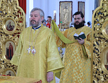 В Неделю Всех святых Преосвященнейший епископ Симон совершил Божественную литургию в храме в честь святителя Николая Чудотворца г. Зверево