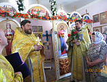 В храме Всех Святых, в земле Российской просиявших г. Шахты прошло праздничное богослужение по случаю престольного праздника