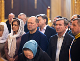 Преосвященнейший епископ Симон с сонмом архипастырей совершил Божественную литургию в Ростовском кафедральном соборе Рождества Пресвятой Богородицы
