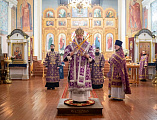 В субботу первой седмицы Великого поста епископ Симон с архипастырским визитом посетил приход равноапостольного князя Владимира города Шахты