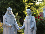 В парке «Город детства» г. Новошахтинска состоялось мероприятие «Ромашковое счастье», посвященное празднованию Всероссийского Дня семьи, любви и верности