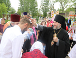 Преосвященнейший епископ Симон с архипастырским визитом посетил приход в честь великомученика Пантелеимона города Гуково