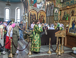 В День Святой Троицы, Пятидесятницы Преосвященнейший епископ Симон совершил Божественную литургию в Покровском кафедральном соборе г. Шахты