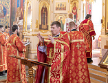 Впервые в Шахтинской епархии совершена Божественная литургия архиерейским чином с сурдопереводом в храме Покрова Пресвятой Богородицы г. Каменск-Шахтинский