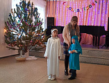 Воспитанники воскресной школы при храме великомученика и целителя Пантелеимона и учащиеся детской школы искусств казачьей культуры пос. Майский провели рождественский утренник