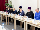 Епископ Симон возглавил встречу депутатов городской Думы и духовенства города Шахты