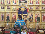 Успенский храм ст. Калитвенской посетили ученики казачьей школы и воспитанники детского сада «Казачок»