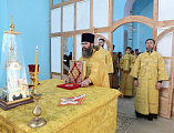 Преосвященнейший епископ Симон и паломники Шахтинской епархии молились за Литургией в храме святителя Николая Чудотворца станицы Еланской Шолоховского района