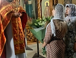 Поздравления с 20-летием диаконской хиротонии принял настоятель Донского храма протоиерей Роман Амплеев