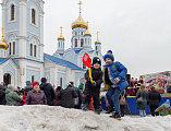 В прощеное воскресенье на Соборной площади города Шахты состоялись народные гуляния, посвященные Масленице «Гуляет русская душа»
