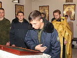 Воспитанники казачьего кадетского корпуса накануне праздника Покрова Пресвятой Богородицы приняли участие во всенощном бдении в храме цесаревича Алексия