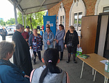 Делегация международных христианских организаций ознакомилась с помощью беженцам в Шахтинской епархии