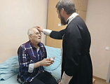 Священник посетил отделение для реабилитации граждан пожилого возраста и инвалидов станицы Боковской