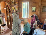 В Троицкую родительскую субботу Преосвященнейший епископ Симон совершил богослужение в храме преподобного Сергия Радонежского города Шахты