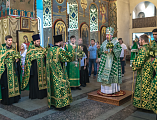 В канун праздника Святой Троицы Преосвященнейший епископ Симон совершил всенощное бдение в Покровском кафедральном соборе г. Шахты