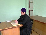 С жителями г. Донецка священники регулярно проводят духовно-просветительские беседы