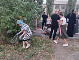 В Свято-Покровском храме города Шахты состоялся субботник и молебен о сохранении творения Божия