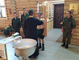 Иерей Евгений Поцелуев совершил таинство Крещения над военнослужащим 68 гвардейского танкового полка