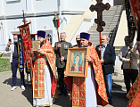 В пятницу Светлой седмицы Преосвященнейший епископ Симон с архипастырским визитом посетил храм Донской иконы Божией Матери г. Новошахтинска