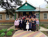 В Никольском храме сл. Кашары поздравили женщин с днем святых жен-мироносиц