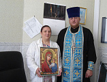 Протоиерей Вячеслав Лавлинский совершил молебен о здравии в туберкулезном диспансере г. Каменск-Шахтинский