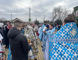 В престольный праздник Преосвященнейший епископ Симон возглавил Божественную литургию в храме Державной иконы Божией Матери города Донецка