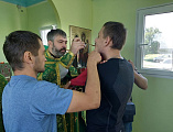 В храме святого Паисия Святогорца совершили Божественную литургию