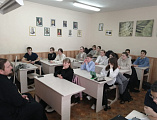 Благочинный приходов Донецкого округа посетил учащихся 7-х классов
