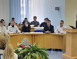 О смыслах и традициях Пасхи Христовой говорили на епархиальном просветительском проекте в шахтинском вузе
