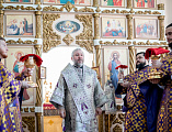 В Неделю Торжества Православия Преосвященнейший епископ Симон совершил Литургию в Покровском кафедральном соборе города Шахты