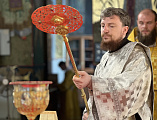 Преосвященнейший епископ Симон совершил диаконскую хиротонию за Божественной литургией в Покровском кафедральном соборе города Шахты