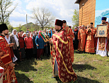 В престольный праздник Преосвященнейший епископ Симон совершил Божественную литургию в храме святой блаженной Матроны Московской г. Донецка