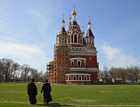 Преосвященнейший епископ Симон с архипастырским визитом посетил Пятницкое архиерейское подворье ст. Манычской и детский епархиальный приют