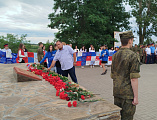В Миллерово в преддверии Дня памяти и скорби состоялось возложение цветов к мемориалу «Жертвам фашизма»   