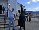 В прощеное воскресенье на площади перед Донским храмом г. Новошахтинска состоялись народные гуляния, посвященные Масленице