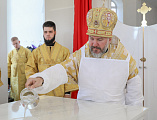 Преосвященнейший епископ Симон совершил чин великого освящения храма святого благоверного князя Александра Невского города Шахты